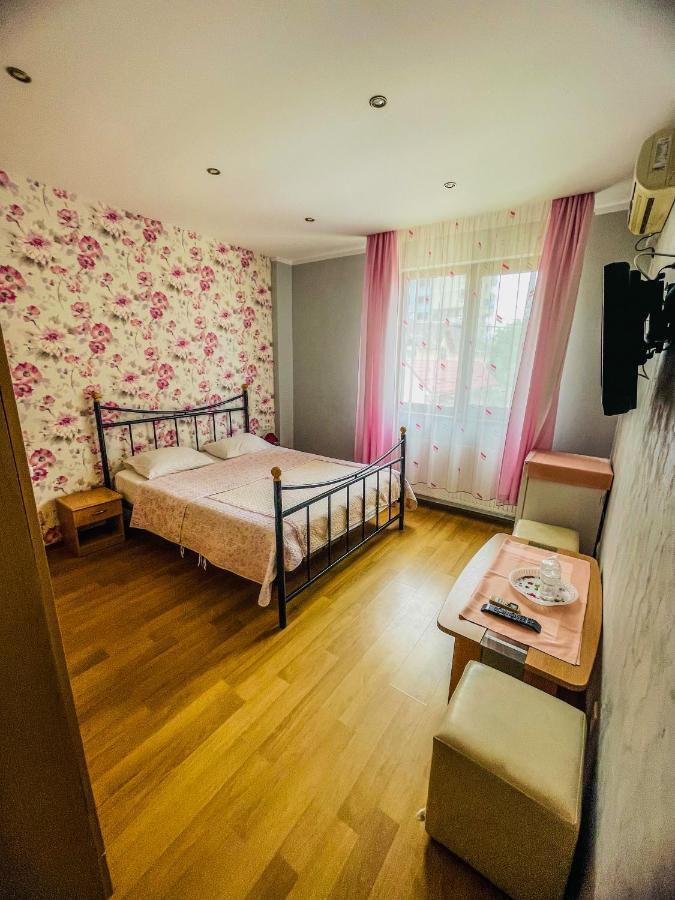 Vila Orange Ξενοδοχείο Năvodari Εξωτερικό φωτογραφία
